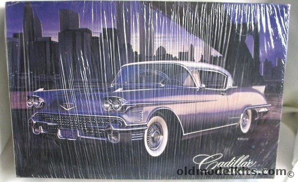 IMEX 1/24 Cadillac 1958 Eldorado Seville Two Door Hardtop, 31003 plastic model kit